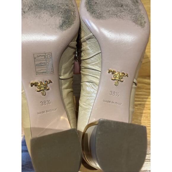 PRADA Nude tan Leather Gold Trim Chunky Heel Pump Flower Embellishment 38 1/2 8 - Picture 8 of 16
